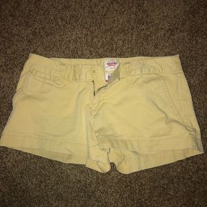 yellow shorts